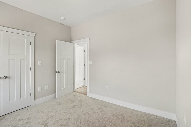 EASTON BEDROOM3-2